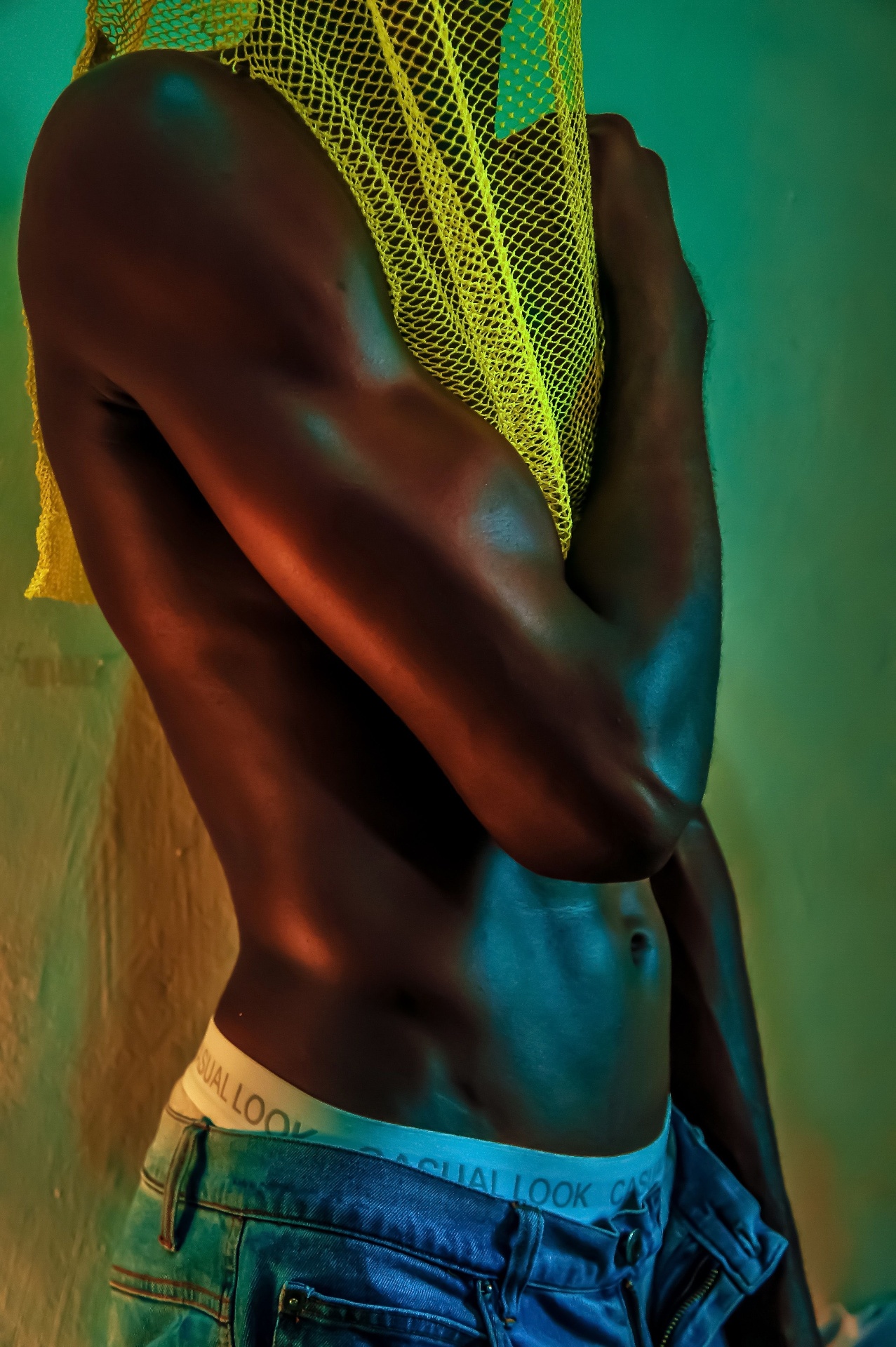 A body in soft shadow: listening to and inhabiting one's own skin